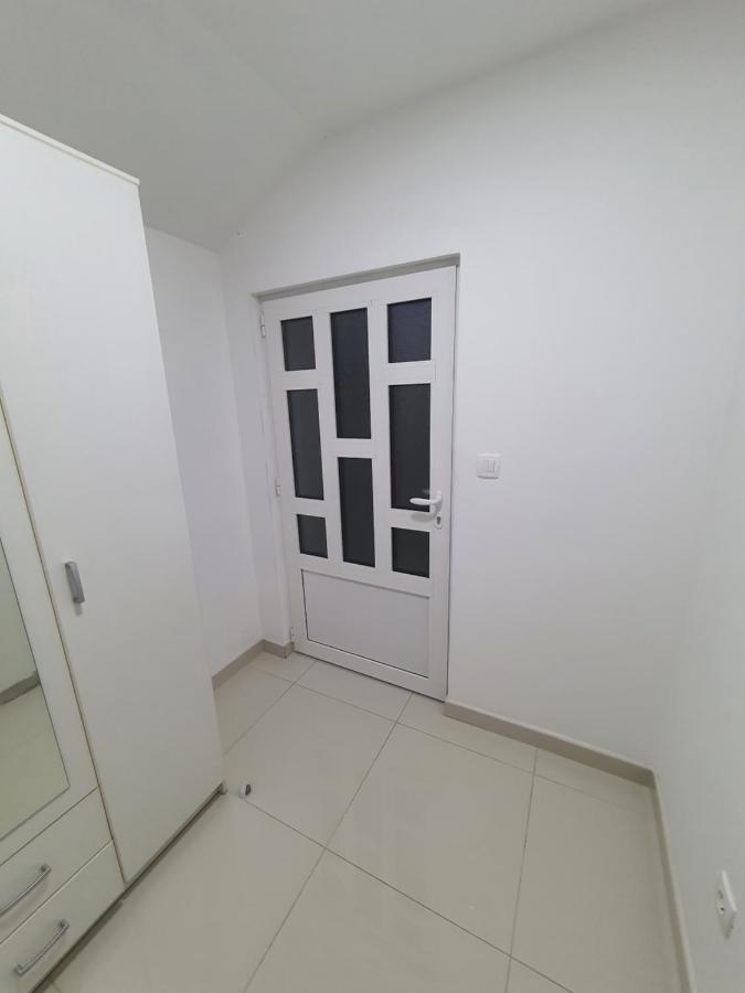 Apartman Tolosi 2 Podgorica Exterior photo