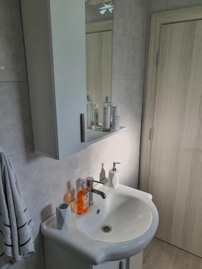 Apartman Tolosi 2 Podgorica Exterior photo